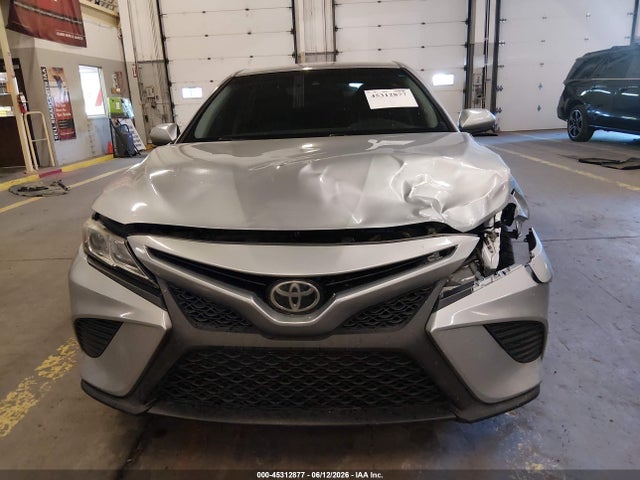 4T1B11HK1JU577658 Toyota CAMRY SE