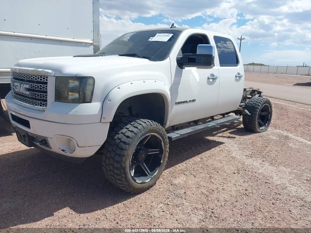 45312900 :رقم المزاد ، 1GT125E8XDF140537 vin ، 2013 Gmc Sierra 2500hd Denali مزاد بيع