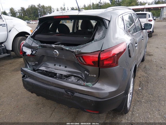 JN1BJ1CR9JW268259 Nissan Rogue Sport Sv