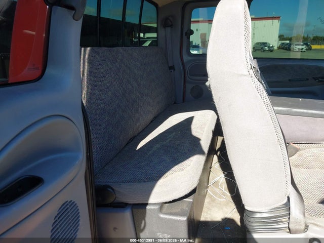 45312991 :رقم المزاد ، 3B7HF13Z21M288118 vin ، 2001 Dodge Ram 1500 St مزاد بيع