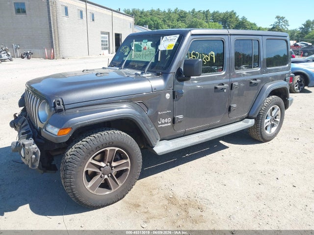 1C4HJXEG9JW325274 Jeep Wrangler Unlimited Sahara 4x4
