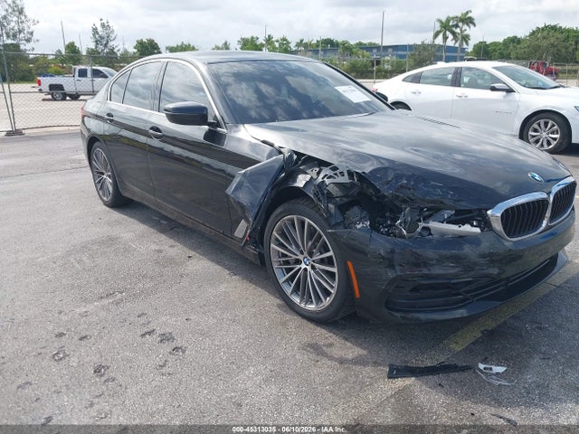 45313035 :رقم المزاد ، WBAJA5C57KG900911 vin ، 2019 Bmw 530i مزاد بيع