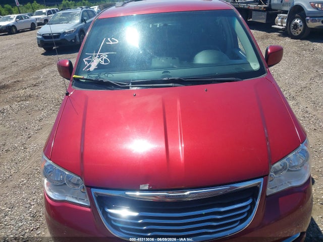 2016 Chrysler Town & Country Touring მანქანა იყიდება აუქციონზე, vin: 2C4RC1BG3GR199740, აუქციონის ნომერი: 45313036