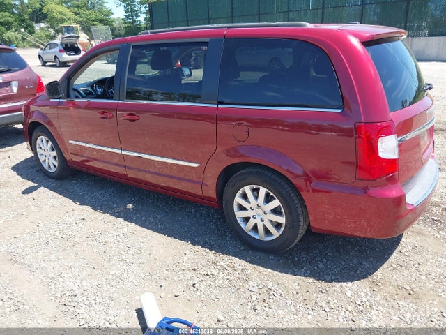 2016 Chrysler Town & Country Touring მანქანა იყიდება აუქციონზე, vin: 2C4RC1BG3GR199740, აუქციონის ნომერი: 45313036