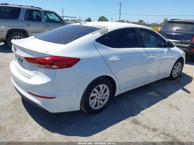 5NPD74LF2HH099391 Hyundai ELANTRA SE