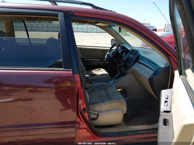 45313087 :رقم المزاد ، JTEGF21AX30084568 vin ، 2003 Toyota Highlander V6 مزاد بيع