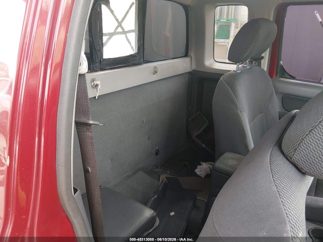45313088 :رقم المزاد ، 1N6DD26T34C435714 vin ، 2004 Nissan Frontier Xe مزاد بيع