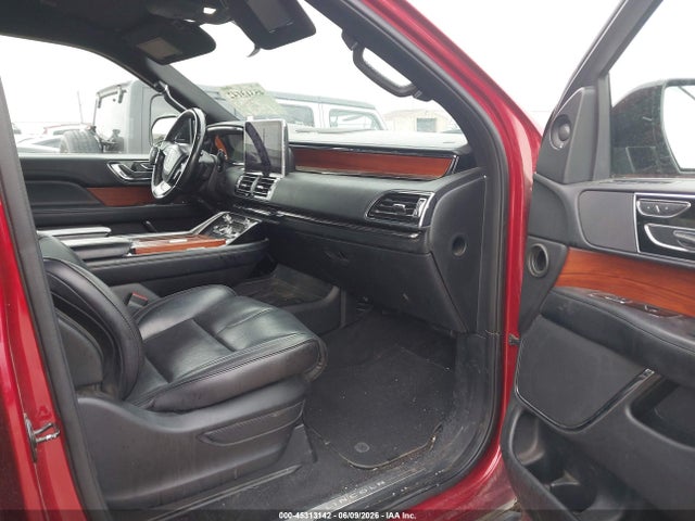 2018 Lincoln Navigator Premiere მანქანა იყიდება აუქციონზე, vin: 5LMJJ2NT5JEL04292, აუქციონის ნომერი: 45313142
