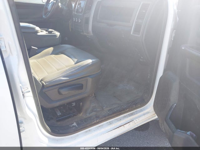 Aukcja sprzedaży 2014 Ram 3500 Chassis Tradesman/slt/laramie, vin: 3C7WRTCJ9EG301281, numer aukcji: 45313154