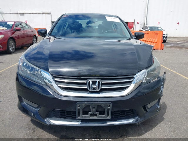 45313162 :رقم المزاد ، 1HGCR2F59FA015070 vin ، 2015 Honda Accord Sport مزاد بيع