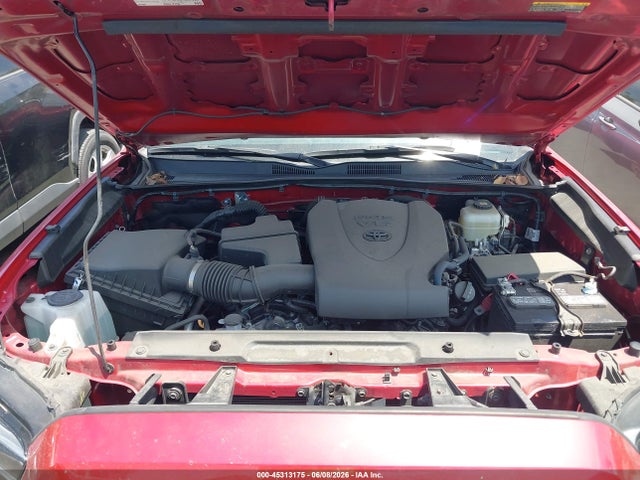 3TMCZ5AN8NM475023 Toyota Tacoma Trd Off Road