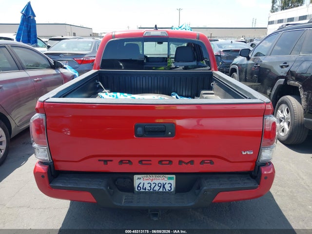 3TMCZ5AN8NM475023 Toyota Tacoma Trd Off Road