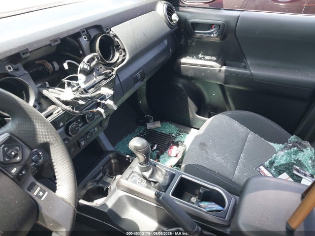 3TMCZ5AN8NM475023 Toyota Tacoma Trd Off Road
