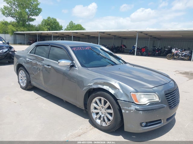2012 Chrysler 300 Limited მანქანა იყიდება აუქციონზე, vin: 2C3CCACG3CH205870, აუქციონის ნომერი: 45313208