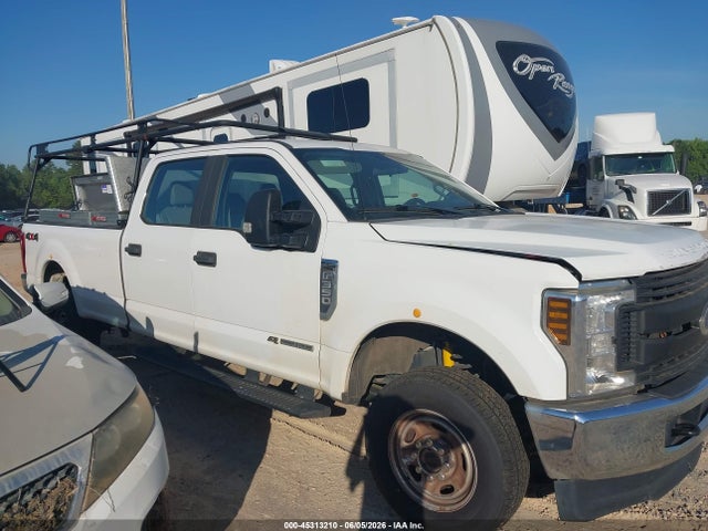 Продажа на аукционе авто 2019 Ford F-350 Xl, vin: 1FT7W3BT3KEG49559, номер лота: 45313210