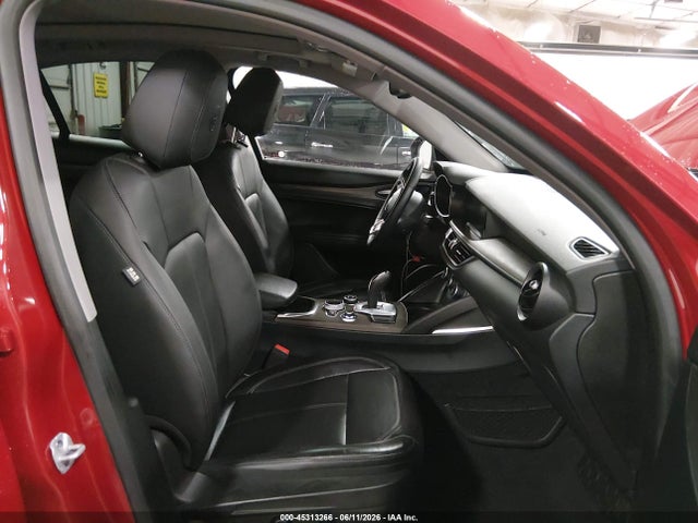 2021 Alfa Romeo Stelvio Ti Awd მანქანა იყიდება აუქციონზე, vin: ZASPAKBN8M7C99533, აუქციონის ნომერი: 45313266