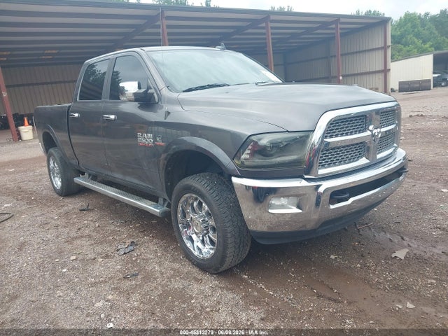 45313279 :رقم المزاد ، 3C6UR5FL9FG603823 vin ، 2015 Ram 2500 Laramie مزاد بيع