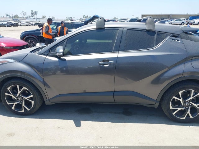 Toyota C-HR XLE 2019 JTNKHMBX3K1033649 Image 14