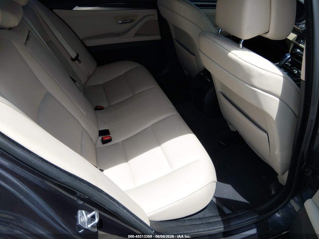 2011 Bmw 528i მანქანა იყიდება აუქციონზე, vin: WBAFR1C53BC744901, აუქციონის ნომერი: 45313369