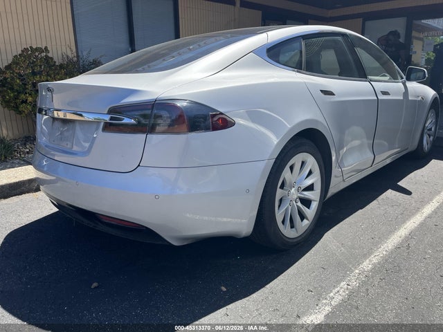 45313370 :رقم المزاد ، 5YJSA1E11GF148456 vin ، 2016 Tesla Model S 60/70/75/85 مزاد بيع