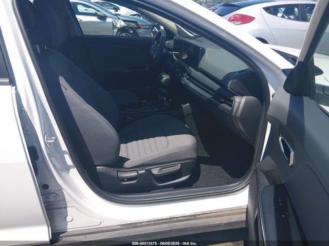 45313375 :رقم المزاد ، 3KPFU4DE1SE150589 vin ، 2025 Kia K4 Ex مزاد بيع