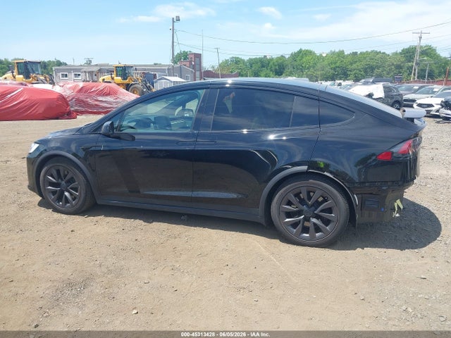 Продажа на аукционе авто 2022 Tesla Model X Dual Motor All-wheel Drive, vin: 7SAXCBE57NF328517, номер лота: 45313428