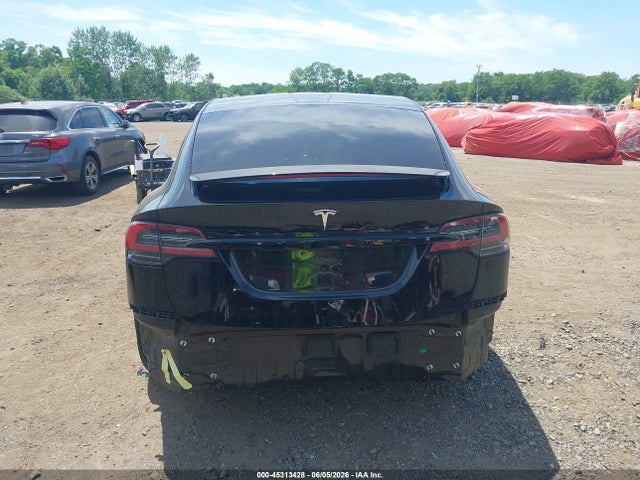 Продажа на аукционе авто 2022 Tesla Model X Dual Motor All-wheel Drive, vin: 7SAXCBE57NF328517, номер лота: 45313428