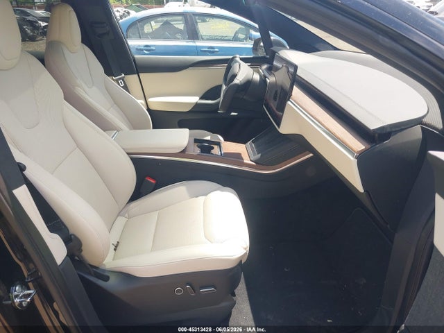 Продажа на аукционе авто 2022 Tesla Model X Dual Motor All-wheel Drive, vin: 7SAXCBE57NF328517, номер лота: 45313428