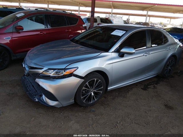 Toyota CAMRY SE 2018 JTNB11HK7J3051606 Image 2