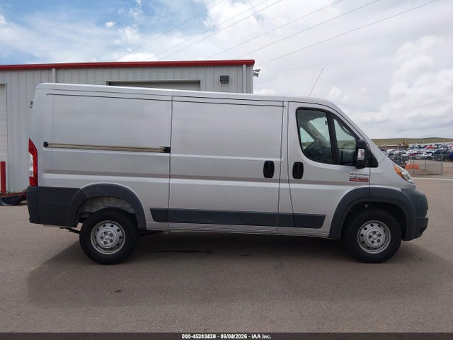 3C6TRVAG7JE135777 RAM Promaster 1500 Low Roof 136 Wb