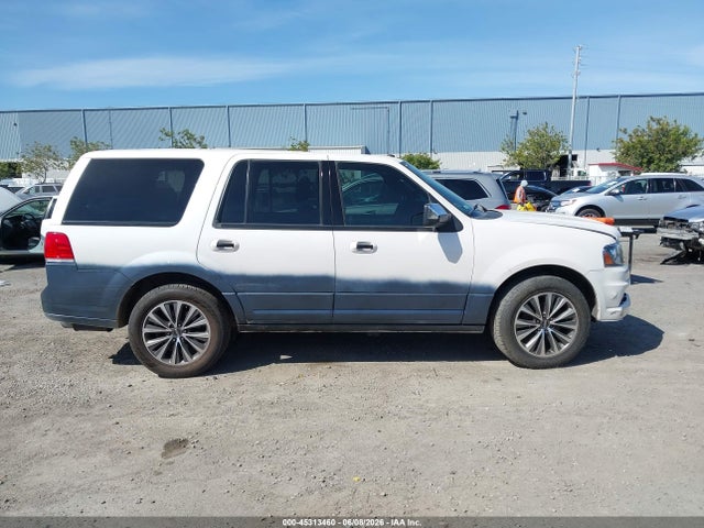 5LMJJ2HT5HEL07828 Lincoln Navigator Select