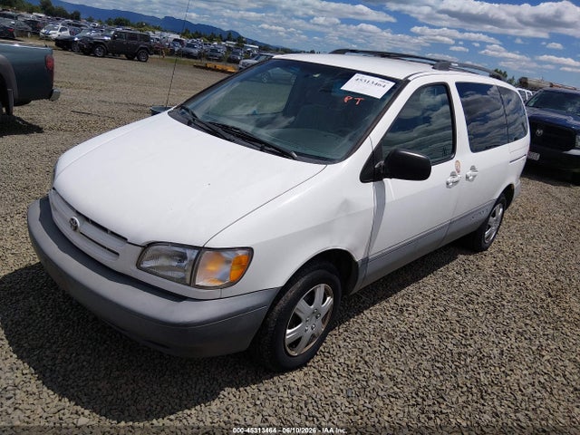 45313464 :رقم المزاد ، 4T3ZF13C7WU029792 vin ، 1998 Toyota Sienna Le مزاد بيع