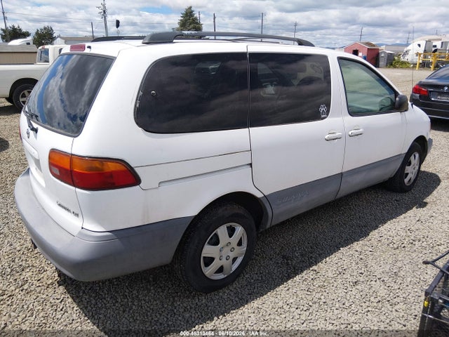 45313464 :رقم المزاد ، 4T3ZF13C7WU029792 vin ، 1998 Toyota Sienna Le مزاد بيع