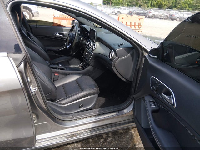 Продаж на аукціоні авто 2015 Mercedes-benz Cla 250, vin: WDDSJ4EB8FN162791, номер лоту: 45313480