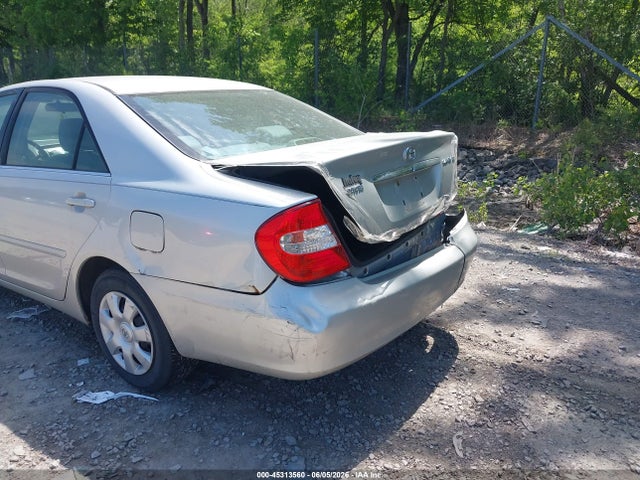 45313560 :رقم المزاد ، 4T1BE32K43U675563 vin ، 2003 Toyota Camry Le مزاد بيع