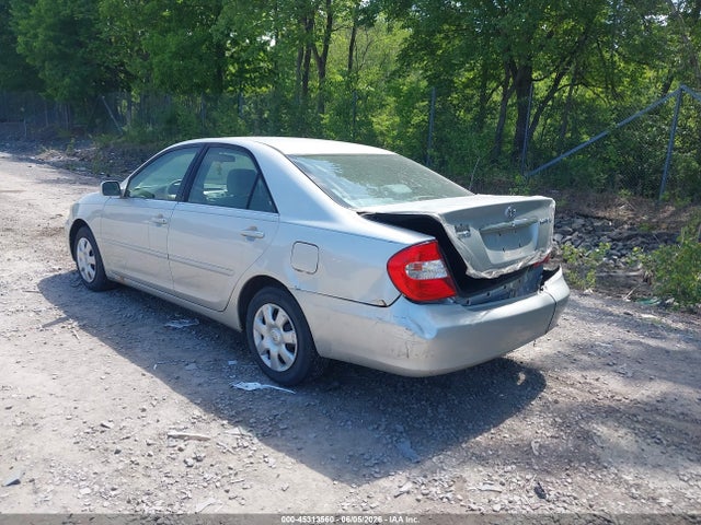 45313560 :رقم المزاد ، 4T1BE32K43U675563 vin ، 2003 Toyota Camry Le مزاد بيع