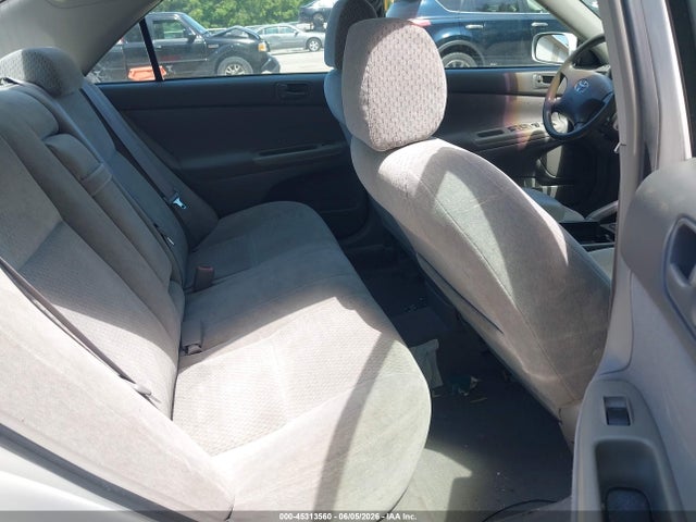 45313560 :رقم المزاد ، 4T1BE32K43U675563 vin ، 2003 Toyota Camry Le مزاد بيع