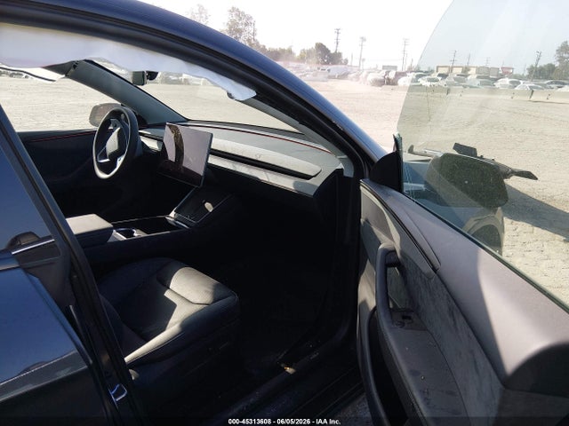 Продаж на аукціоні авто 2026 Tesla Model Y Premium Rear-wheel Drive/rear-wheel Drive, vin: 7SAYGDEDXTF541597, номер лоту: 45313608