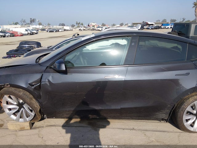 Продаж на аукціоні авто 2026 Tesla Model Y Premium Rear-wheel Drive/rear-wheel Drive, vin: 7SAYGDEDXTF541597, номер лоту: 45313608