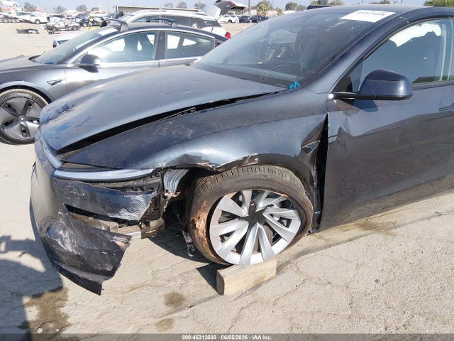 Продаж на аукціоні авто 2026 Tesla Model Y Premium Rear-wheel Drive/rear-wheel Drive, vin: 7SAYGDEDXTF541597, номер лоту: 45313608