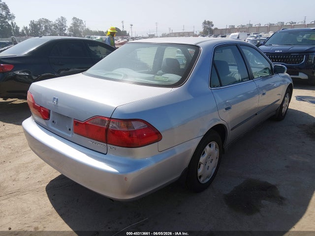 Продажа на аукционе авто 1998 Honda Accord Lx, vin: 1HGCG5640WA153482, номер лота: 45313661