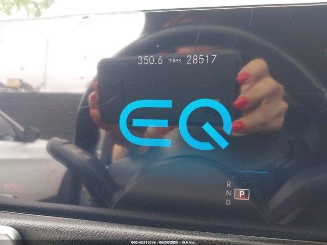 45313696 :رقم المزاد ، W1N9M1DB1NN007944 vin ، 2022 Mercedes-benz Eqb 350 Suv 4matic مزاد بيع