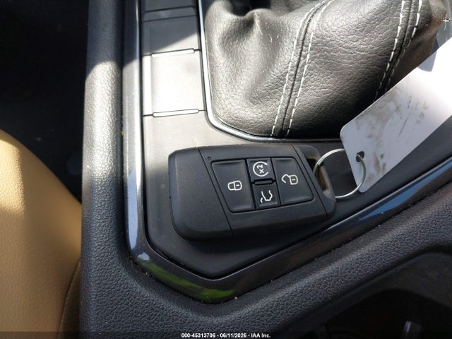 3VVNB7AX8RM075514 Volkswagen Tiguan 2.0t Se/2.0t Wolfsburg Edition