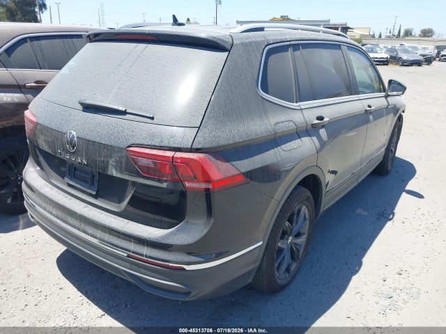 3VVNB7AX8RM075514 Volkswagen Tiguan 2.0t Se/2.0t Wolfsburg Edition