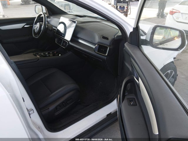 Vinfast Vf 8 Plus 2024 RLLV1AFA5RH008169 Image 5