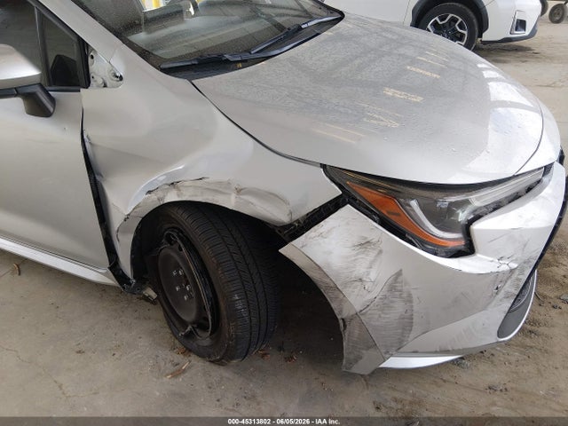 JTDEPMAE7MJ154398 Toyota COROLLA LE