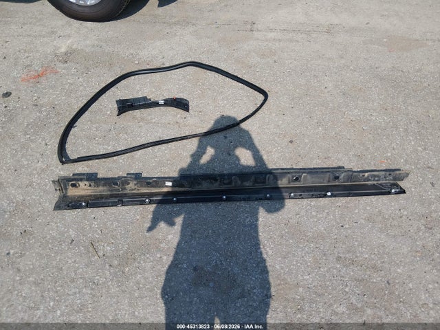 JTMRWRFV3SJ073907 Toyota Rav4 Hybrid Xle