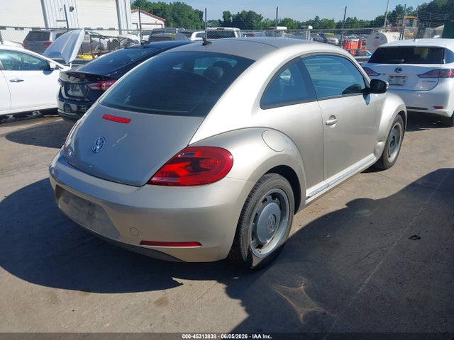 Продаж на аукціоні авто 2012 Volkswagen Beetle 2.5l, vin: 3VWJP7AT1CM645742, номер лоту: 45313838