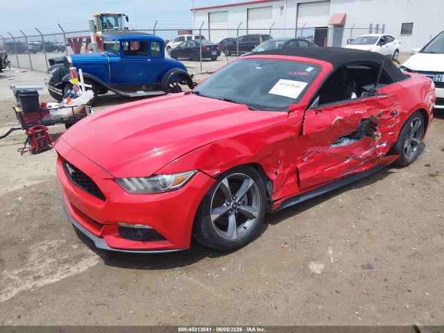 Ford Mustang V6 2015 1FATP8EMXF5371624 Image 2