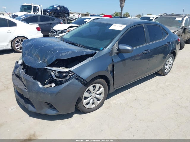 2015 Toyota Corolla Le მანქანა იყიდება აუქციონზე, vin: 5YFBURHE2FP365103, აუქციონის ნომერი: 45313842
